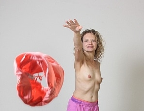 t/tia025/202501005